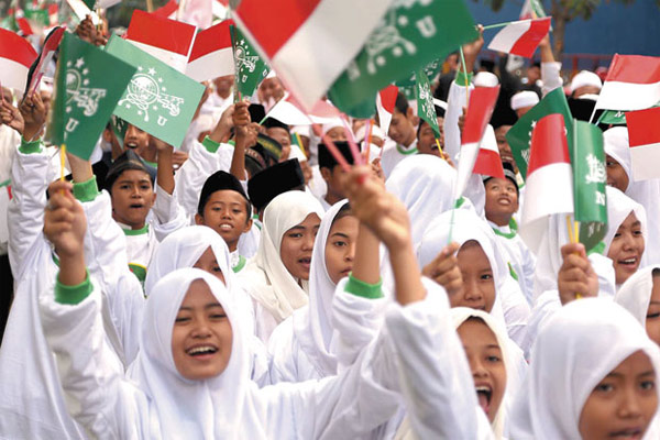  Lomba Artikel \'Hormat Bendera Menurut Hukum Islam’, Fadli Zon: BPIP Benturkan Agama dan Nasionalisme