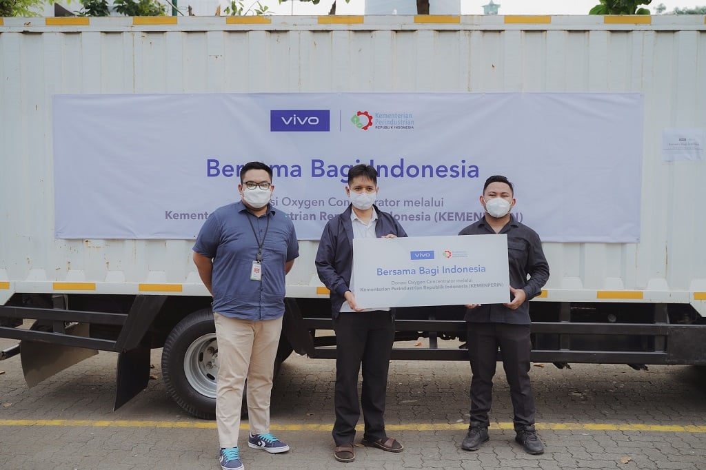  vivo Indonesia Salurkan Bantuan Oxygen Concentrator Bagi Pasien COVID-19 Melalui Kementerian Perindustrian RI