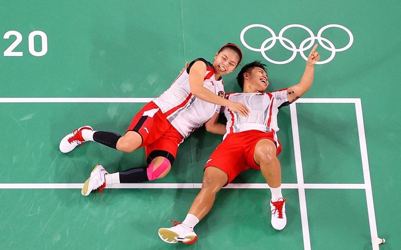 Greysia Polii/Apriyani Rahayu saat merayakan medali emas di Olimpiade Tokyo/Antara