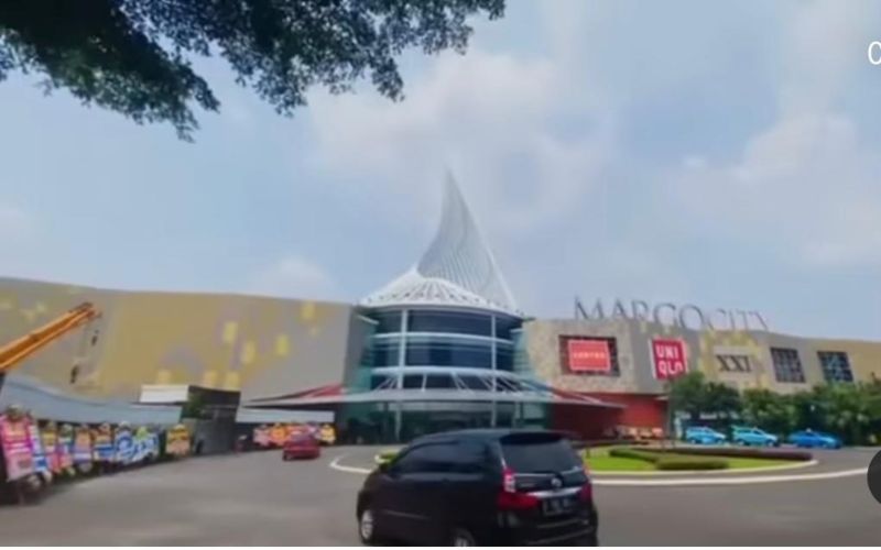  Atap Margo City Ambruk, 1 Korban Meninggal Dunia