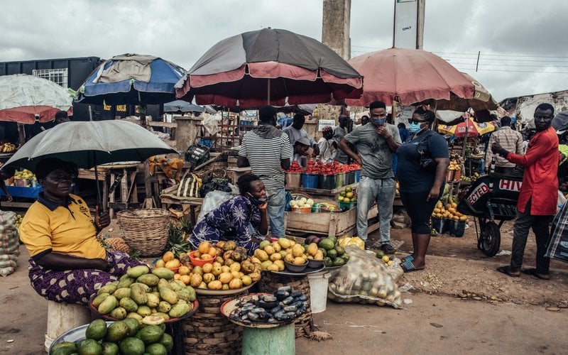 Pasar tradisional di Abuja, Nigeria/ Bloomberg