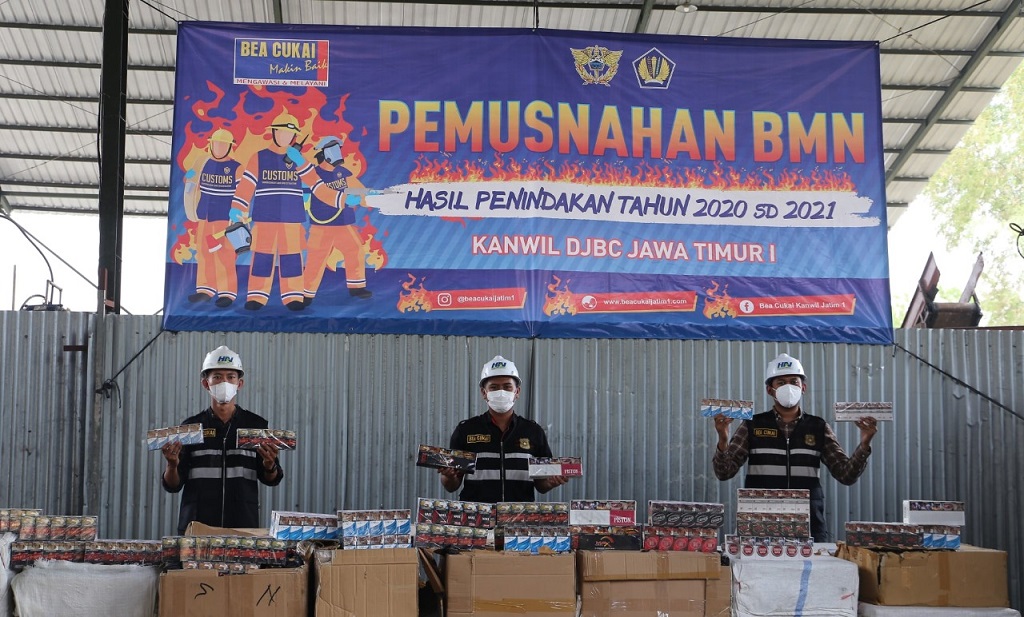  Bea Cukai Jatim I Musnahkan 4,2 Juta Batang Rokok Ilegal Hasil Penindakan