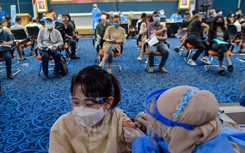  WNA di Indonesia Mulai Jalani Vaksinasi Covid-19 Berbayar
