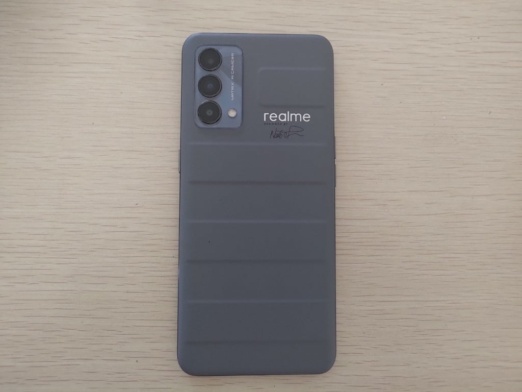  Review realme GT Master Edition: Smartphone 5G Flagship Stylish dan Terjangkau