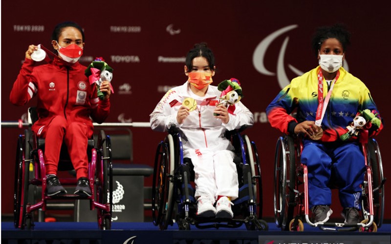  Jokowi Apresiasi Atlet Peraih Medali Perak di Paralimpiade Tokyo