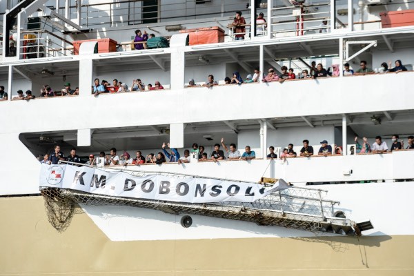  Cegah Pemalsuan, Penumpang Kapal Laut Diminta Pakai Aplikasi Peduli Lindungi di Pelabuhan