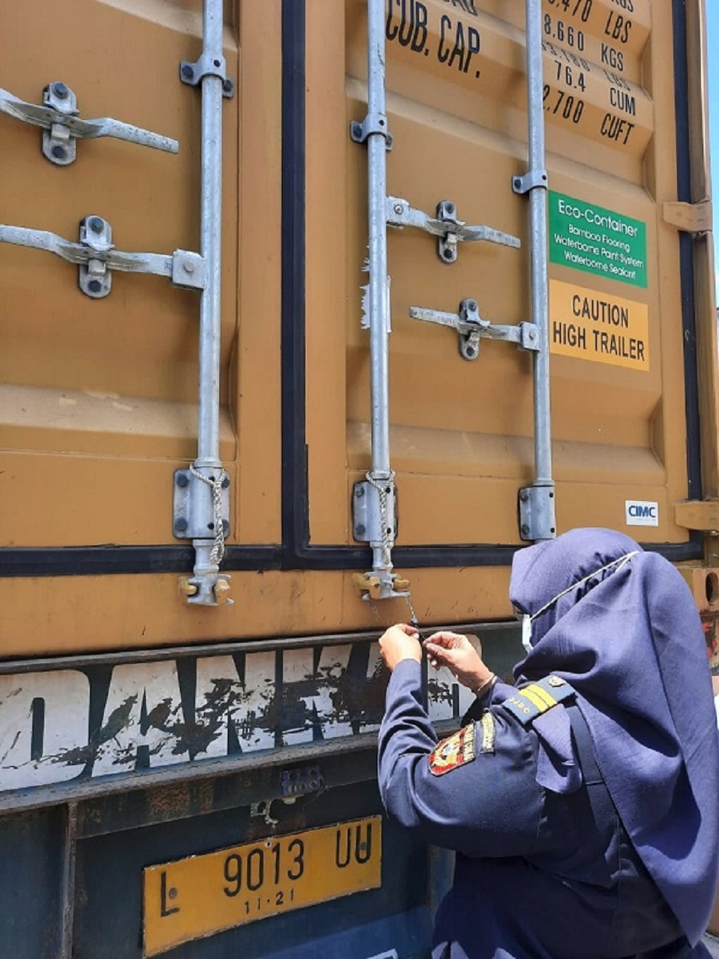  Bea Cukai Yogyakarta Berangkatkan 20 Kontainer Komoditi Ekspor Ke Amerika