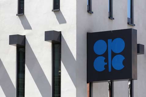 Logo Negara-negara Pengeskpor Minyak (OPEC) di kantor pusat di Vienna, 10 Jun 2014. /reuters
