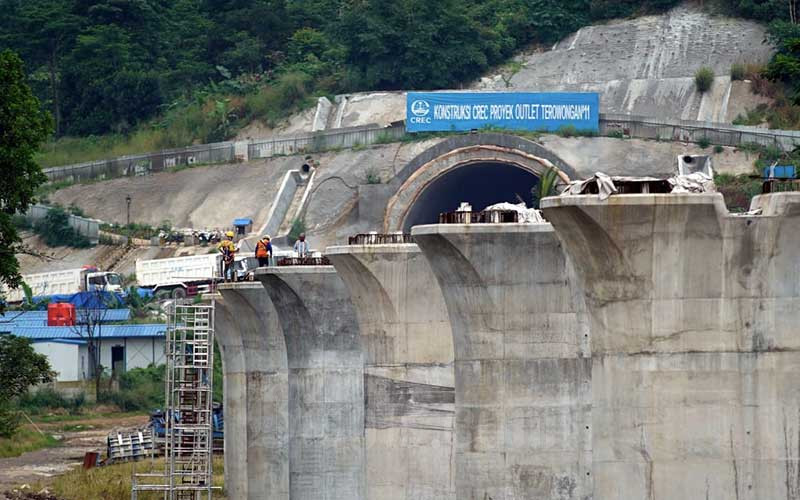  Biaya Kereta Cepat Jakarta–Bandung Bengkak, Jadwal Operasi Mundur? 