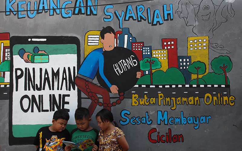  Mural Bahaya Pinjaman Online di Surabaya