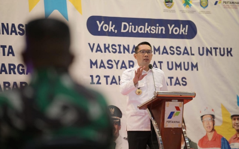  Ridwan Kamil Minta Bupati Indramayu Vaksin 20.000 Warga per Hari