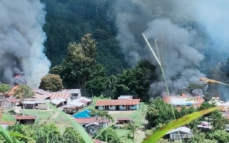  Terjadi Kontak Tembak di Kiwirok, Fasilitas Umum Dibakar