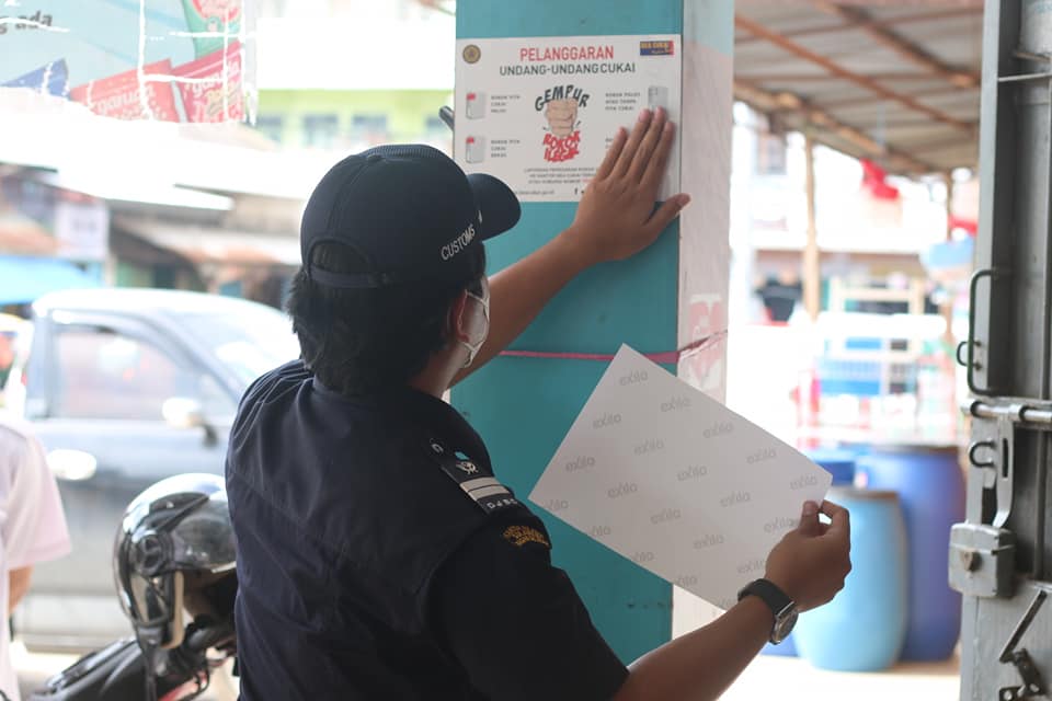  Berantas Rokok Ilegal, Bea Cukai Makassar Gandeng Satpol PP Lakukan Operasi Pasar di Sulawesi Selatan