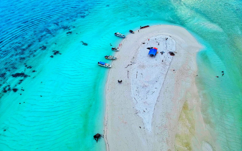  Survei Dispar Kaltim: 85,8 Persen Wisatawan Ke Kaltim Datangi Pulau Derawan