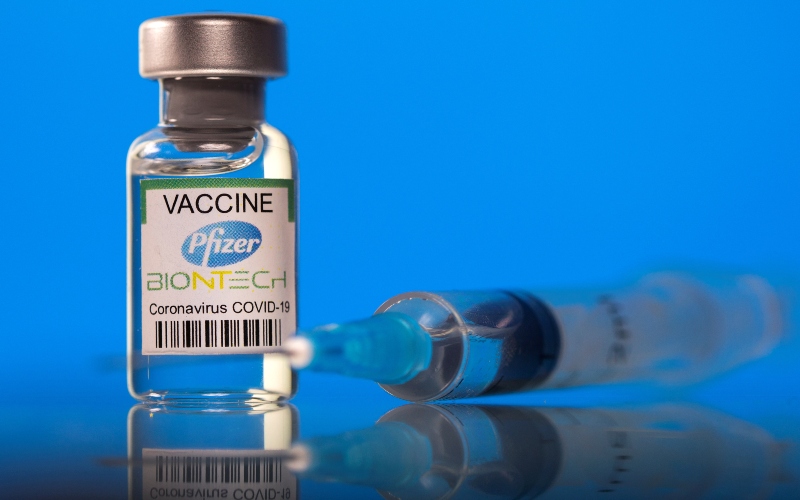 Vaksin Covid-19 buatan Pfizer-BioNTech/BBC