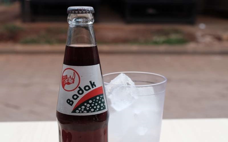  Segarnya Minuman Soda Pertama di Indonesia, Buatan Lokal