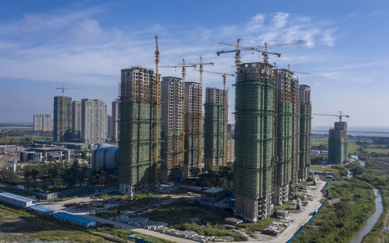 Pembangunan apartemen di China/Bloomberg