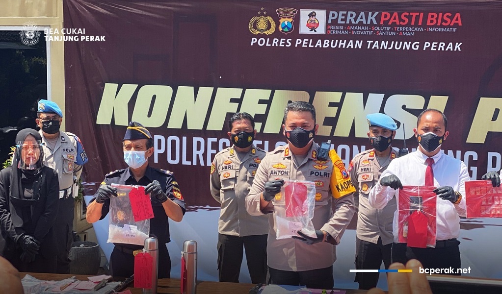  Bea Cukai dan Polres Tanjung Perak Ungkap Penyelundupan Narkotika Asal Malaysia