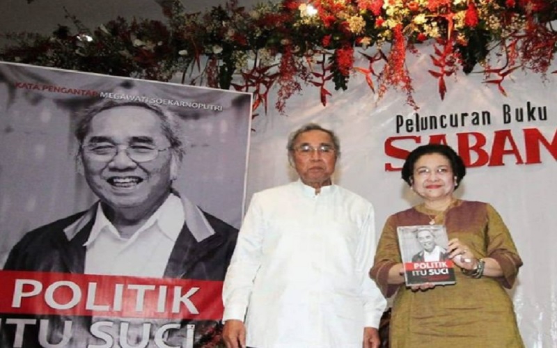 Megawati dan Hasto Pimpin Doa Bersama untuk Sabam Sirait