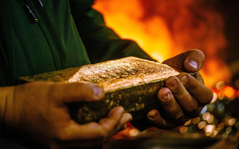  Kilaunya Semakin Pudar, Ini Sebab Harga Emas Terus Tertekan