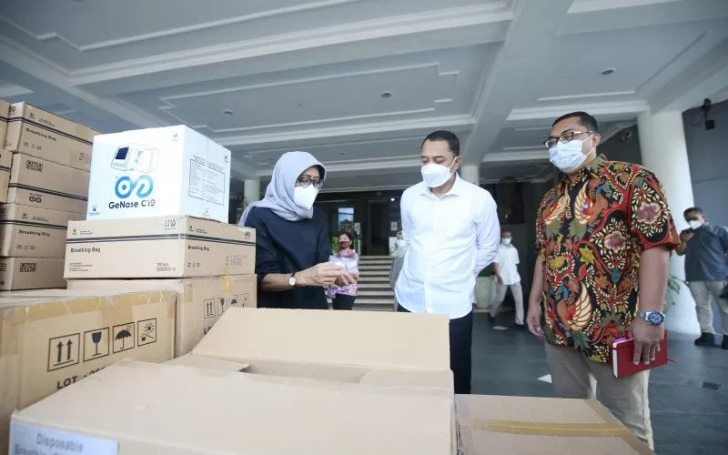  Gandeng UMKM, Surabaya Siapkan Seragam Gratis Bagi 46.000 Pelajar MBR