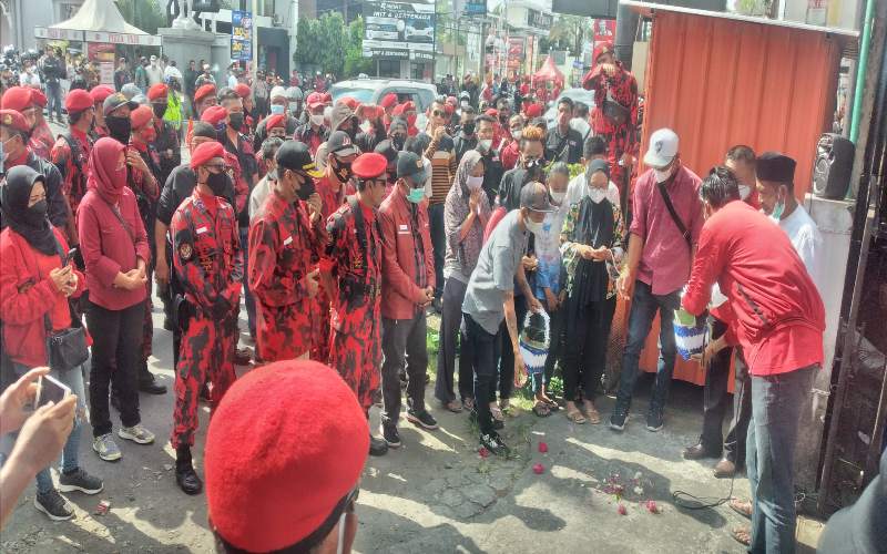  Anggota Satgas PDI-P Tewas Dikeroyok, 3 Pelaku Menyerahkan Diri