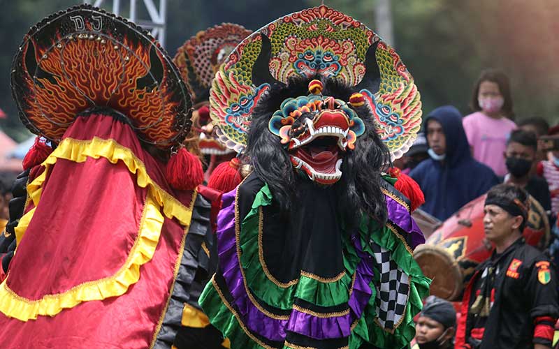  Kesenian Tradisional Diperbolehkan Pentas Kembali