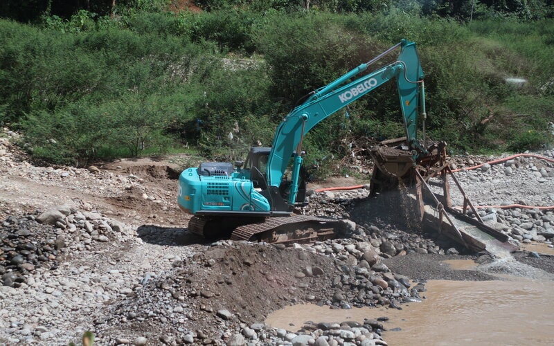  Penambangan Emas di Aliran Sungai Batang Natal Dikeluhkan Warga