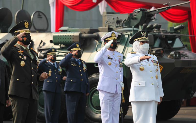 HUT Ke-76 TNI, Jokowi Puji Peran TNI Tanggulangi Pandemi Covid-19