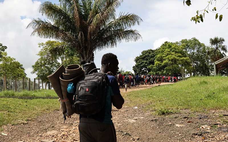  Ratusan Imigran Rela Berjalan Kaki Selama Enam Hari di Jalur Berbahaya Untuk Mendapatkan Suaka