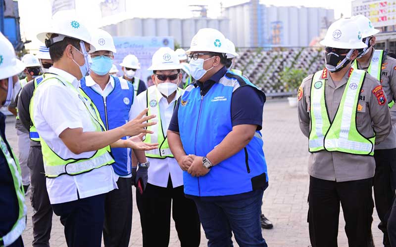  Manejemn PT PP (Persero) Tbk. Tinjau Pembangunan Proyek Perkuatan Struktur Dermaga Terminal Berlianyang di Tajung Perak Surabaya