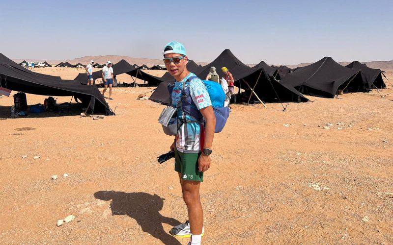 Agoes Omar, Orang Indonesia Pertama Berlari 250 Km di Gurun Sahara