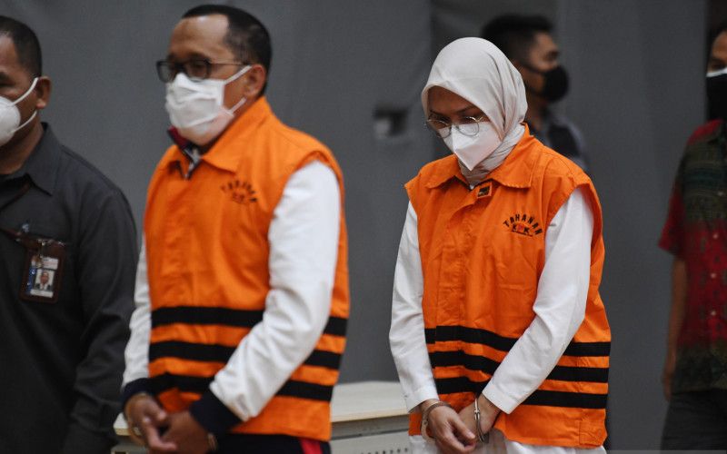  Kasus Bupati Probolinggo Seret Semakin Banyak Pejabat
