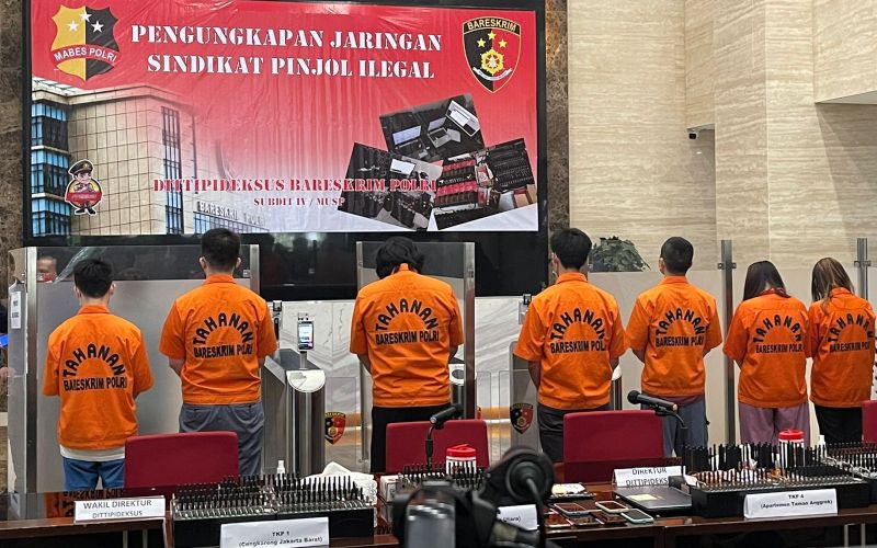  Bareskrim Polri Ringkus 7 Desk Collector Pinjol Ilegal di Jakarta