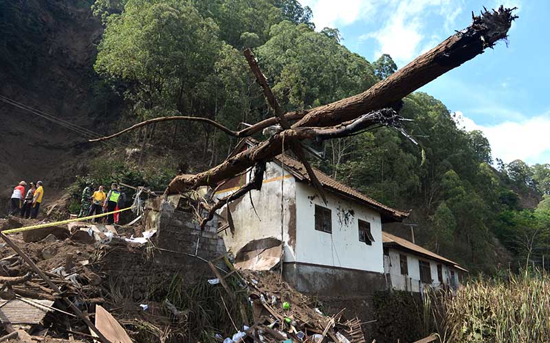  Suasana Terkini Pulau Bali Setelah Diguncang Gempa Bumi Dengan Magnitudo 4,8 SR