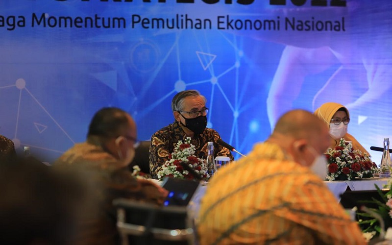  8 Arah Kebijakan Strategis OJK untuk 2022, Big Tech Kian Diawasi 