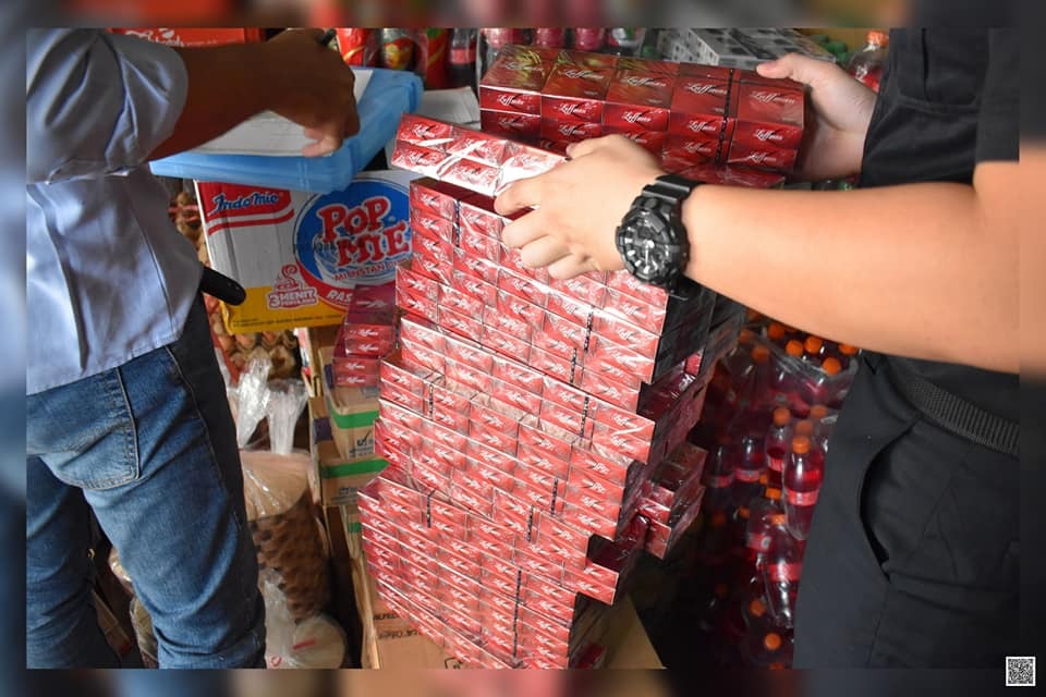  Jaga Masyarakat, Bea Cukai Amankan BKC Ilegal di Batam dan Pekanbaru