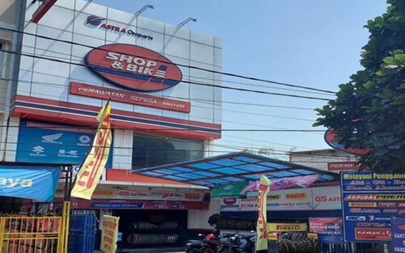  Biaya Franchise Ritel Modern Otomotif Shop & Drive, Syarat dan BEP