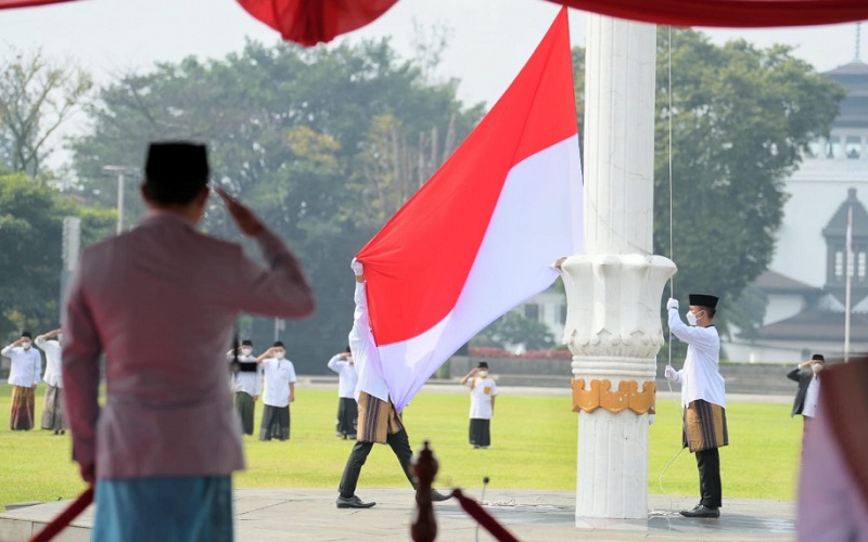  Hari Santri: Ridwan Kamil Sampaikan Komitmen pada Santri