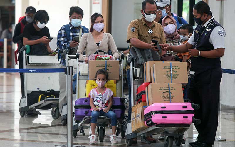  Pemerintah Memperbolehkan Anak Berusia Di Bawah 12 Tahun Naik Pesawat