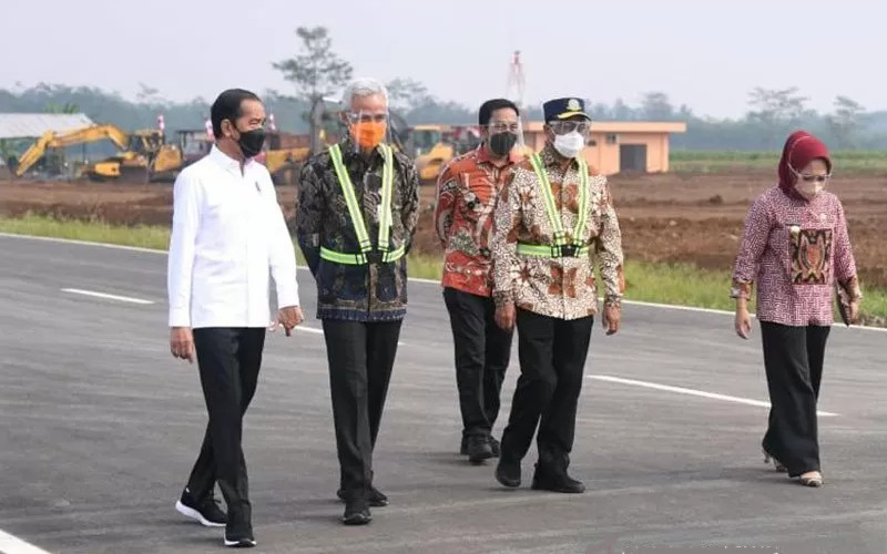  Ganjar Bantah Bandara Soedirman Berhenti, Beda Kata dengan Dirut Citilink