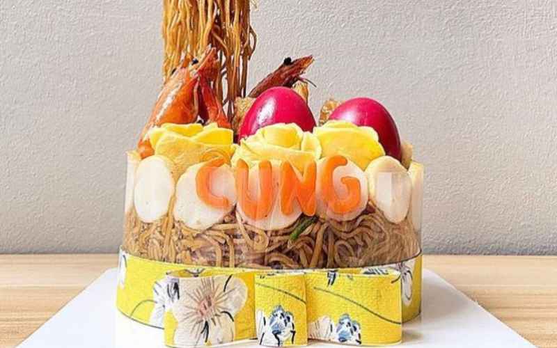  Kue Ulang Tahun dari Mie Goreng Indonesia Viral di Singapura, Harganya Dibanderol Ratusan Ribu