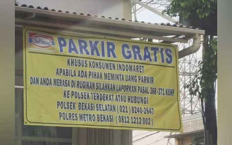  Viral Spanduk Parkir Gratis atau Lapor Polisi di Bekasi, Indomaret: Agar Konsumen Nyaman
