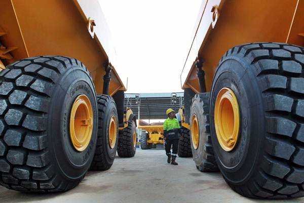  Harga Komoditas Naik, Industri Alat Berat Panen
