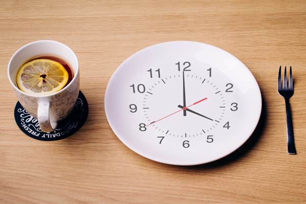  Apa Itu Diet Intermitten Fasting? Apakah Cocok untuk Semua Orang?