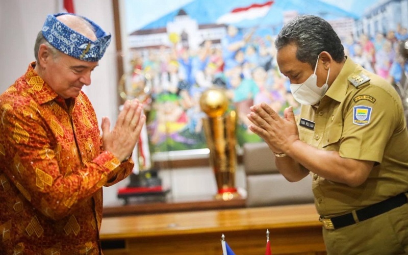  Dubes Prancis Tertarik Strategi Pemkot Bandung Atasi Pandemi dan Vaksinasi