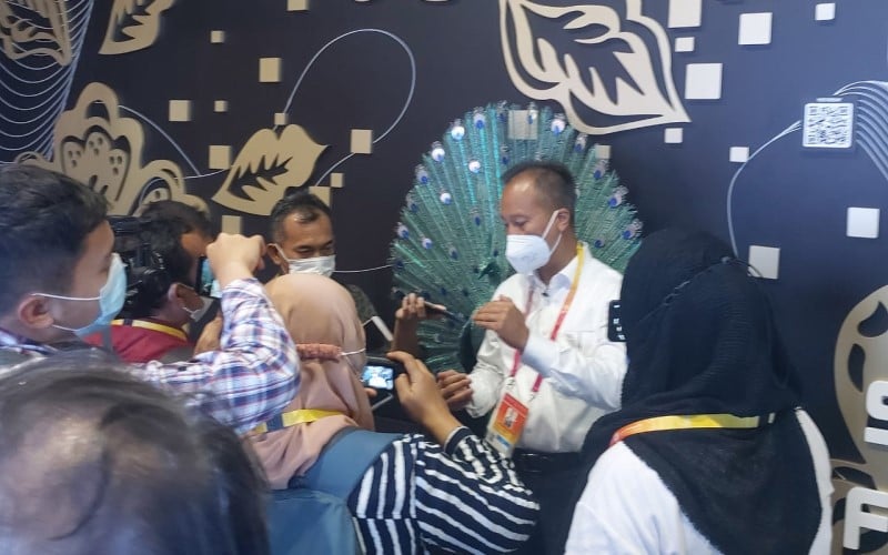 Menteri Perindustrian Agus Gumiwang Kartasasmita di sela-sela kunjungan ke Paviliun Indonesia dalam gelaran World Expo 2020 Dubai, Selasa (2/11/2021)./Istimewa