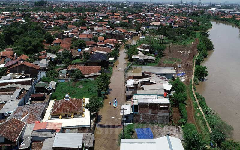  Sungai Citarum Meluap, Bandung Selatan Terendam Banjir