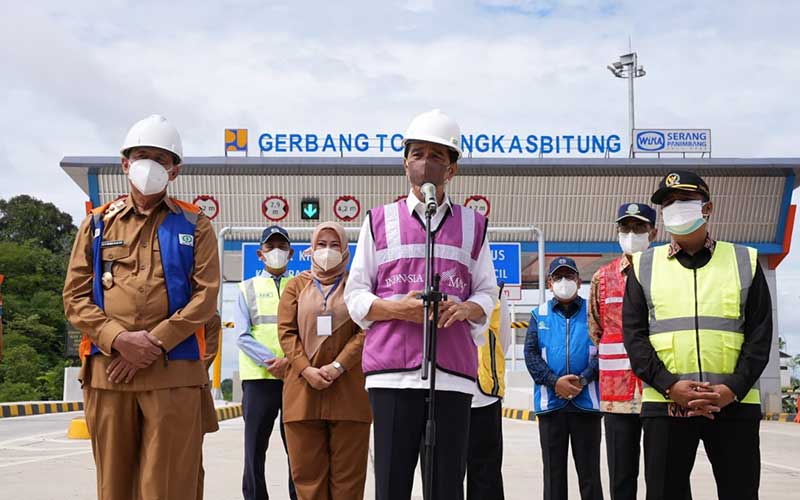  Presiden Joko Widodo Resmikan Jalan Tol Serang-Panimbang
