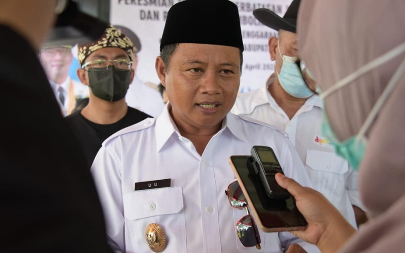  Wagub Jabar Carikan Solusi Usaha Genting Jatiwangi dan Petani Garam Cirebon
